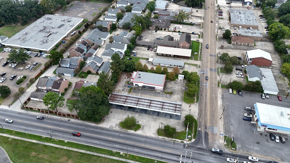 Primary Photo Of 110 S Foster Dr, Baton Rouge Freestanding For Sale
