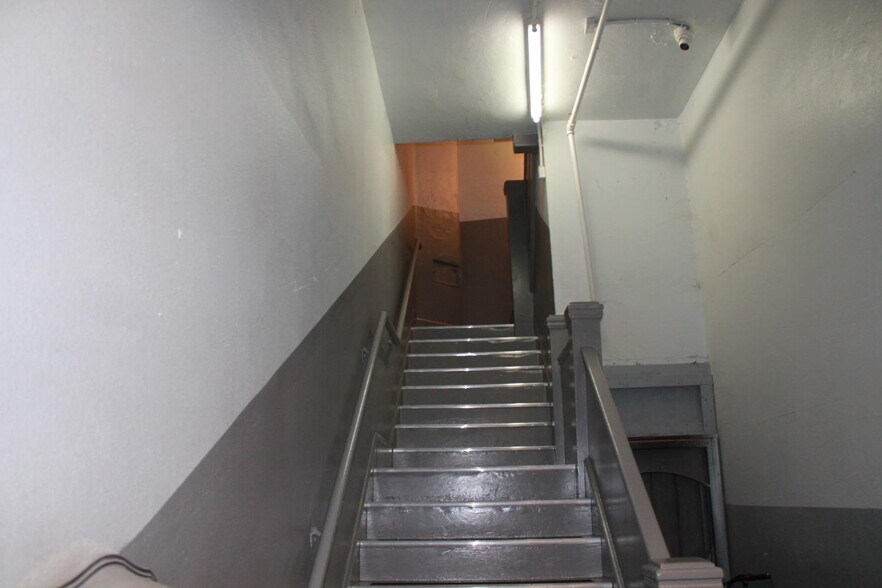 More Photos Of 28 S American St, Stockton Apartments For Sale