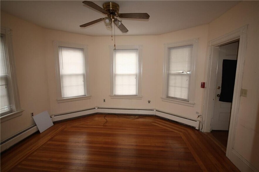 More Photos Of 41 Yale Ave, Providence Apartments For Sale
