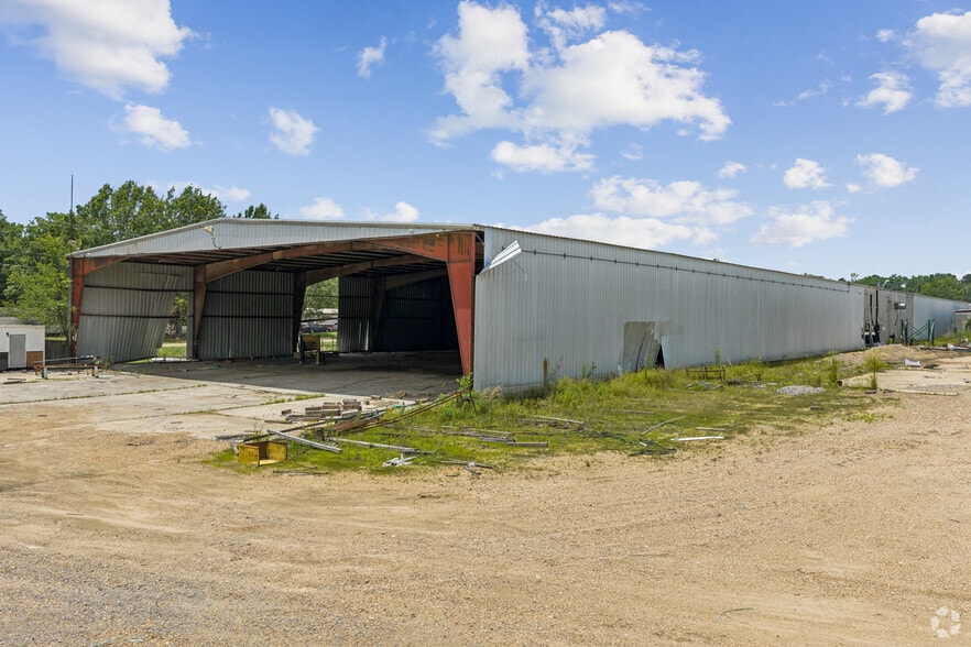 More Photos Of 111 Ouachita 301, Camden Manufacturing For Sale