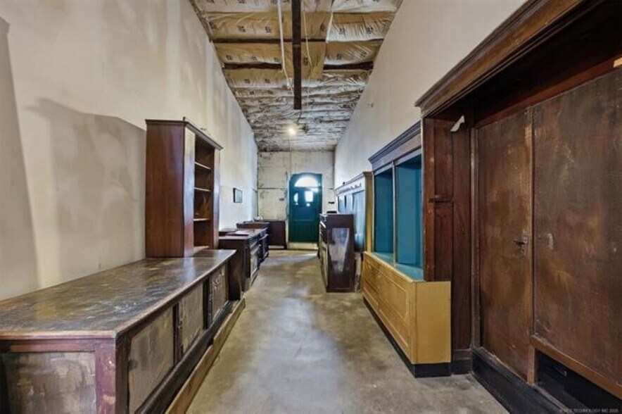 More Photos Of 108 W Main St, Hominy Storefront Retail Office For Sale