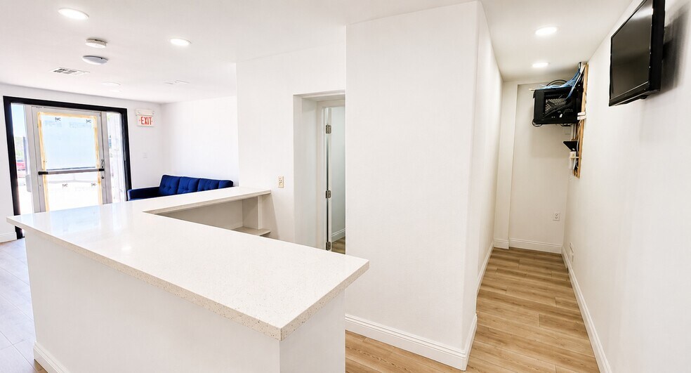 More Photos Of 4516 W Charleston Blvd, Las Vegas Freestanding For Sale