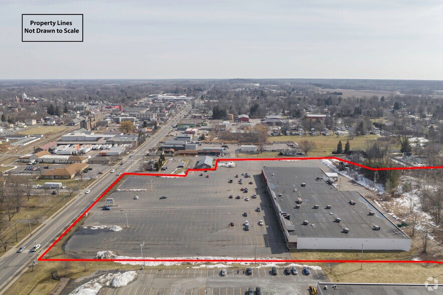 More Photos Of 316-345 West Ave, Albion Town Orleans Department Store For Sale