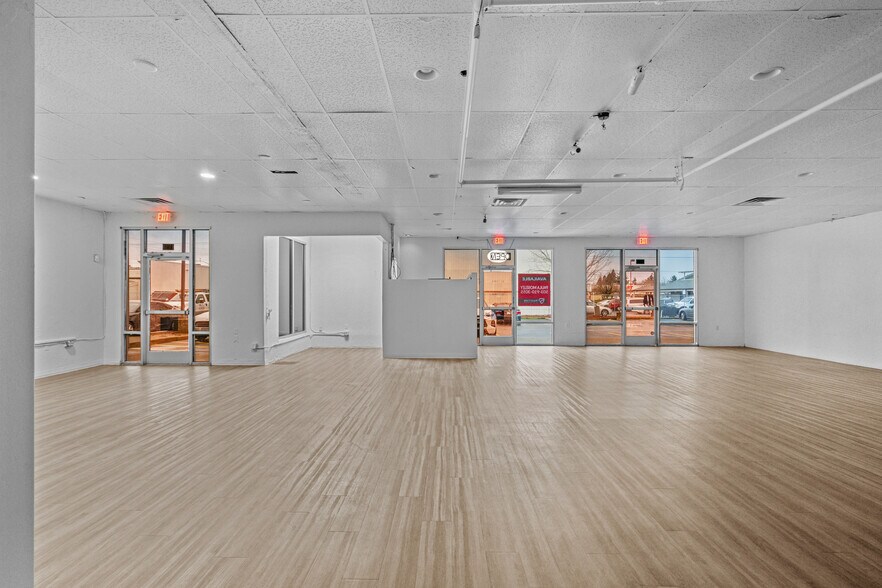 More Photos Of 2118-2158 Lancaster Dr NE, Salem Unknown For Lease