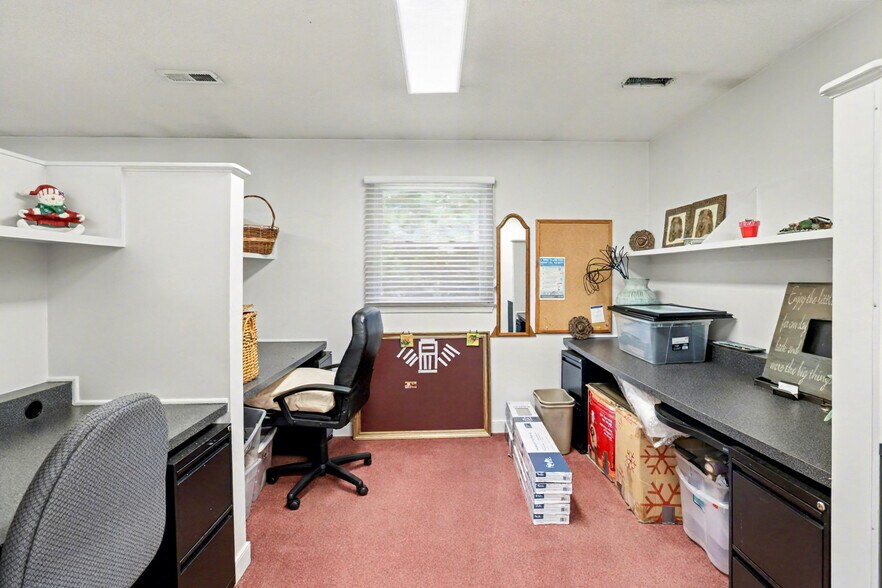 More Photos Of 20049 Jefferson Davis Hwy, Ruther Glen General Retail For Sale