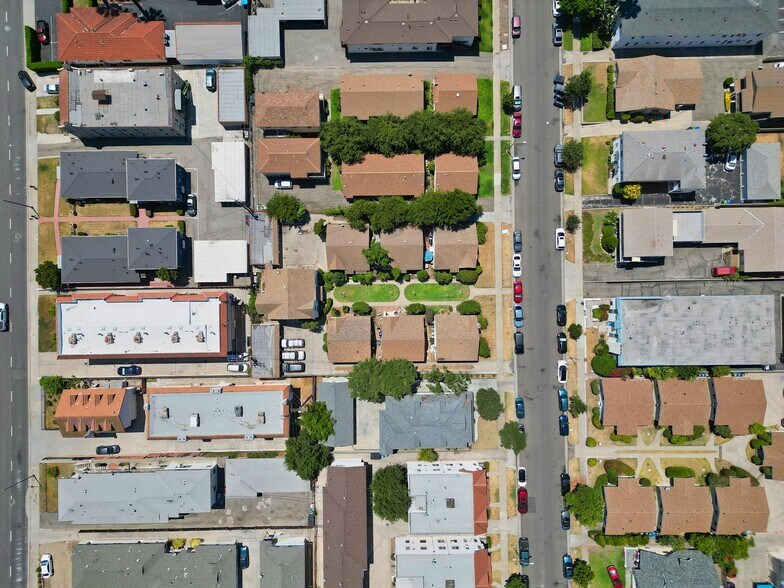 More Photos Of 204 S Olive Ave, Alhambra Apartments For Sale