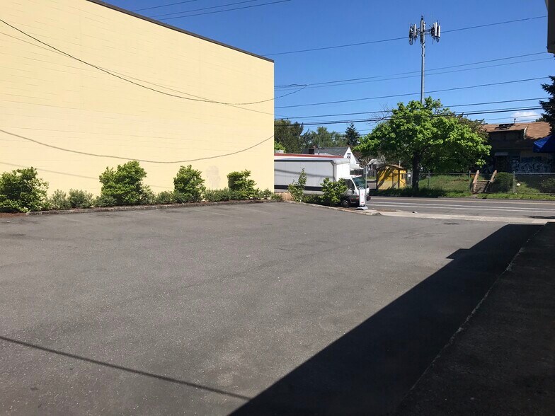 More Photos Of 6110 N Lombard St, Portland Medical For Lease