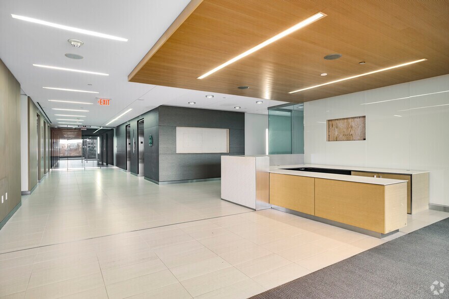 More Photos Of 1861 International Dr, Tysons Office For Lease