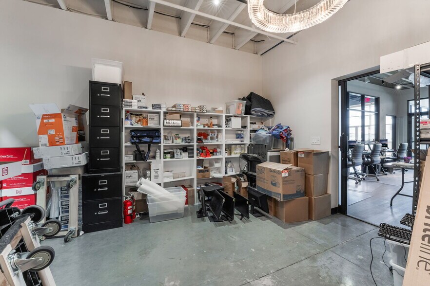 More Photos Of 2950 E Sunset Rd, Las Vegas Showroom For Sale