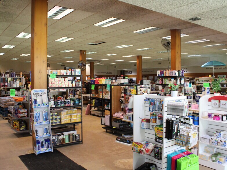 More Photos Of 254 Winnebago Dr, Fond Du Lac Office For Sale