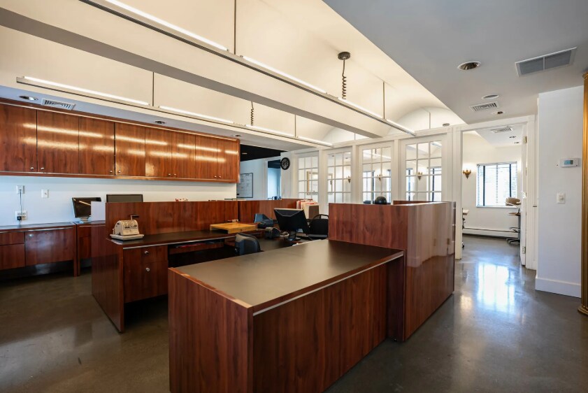 More Photos Of 51-53 W Long Lake Rd, Bloomfield Hills Office For Sale