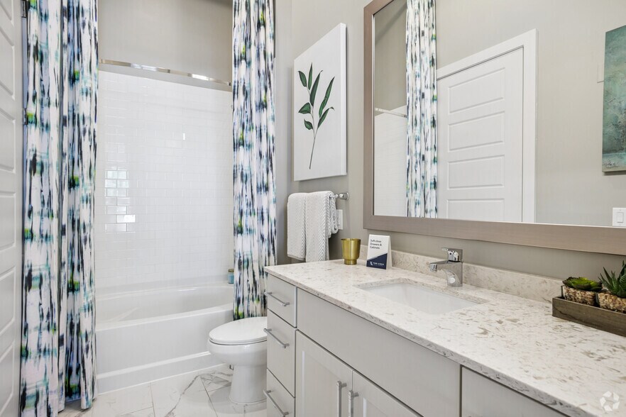 More Photos Of 7420 N Rea Park Ln, Charlotte Apartments For Lease