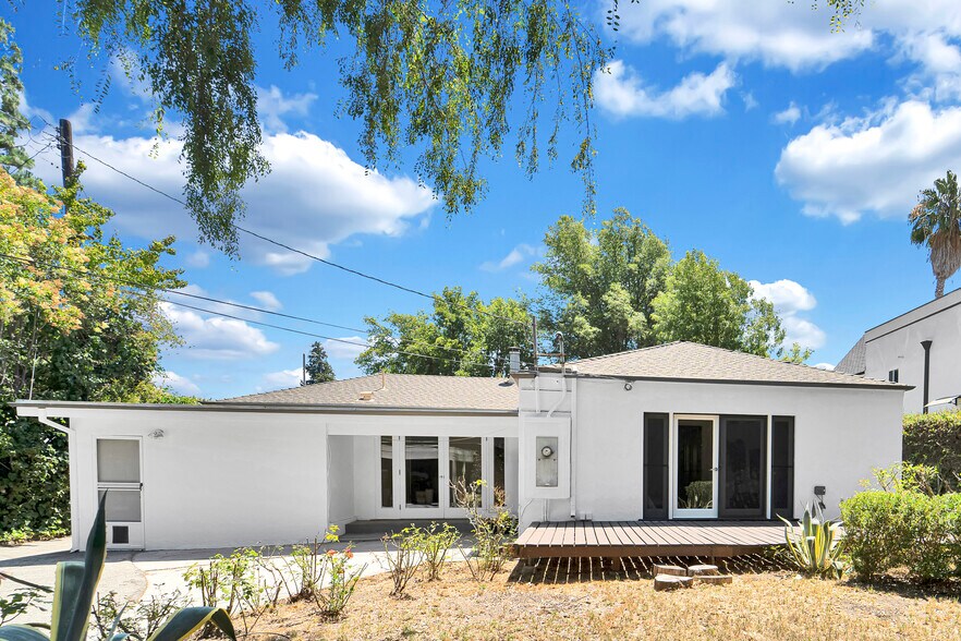 More Photos Of 4227 Van Nuys Blvd, Sherman Oaks Apartments For Sale