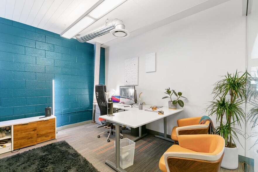 More Photos Of 2245 Curtis St, Denver Loft Creative Space For Lease