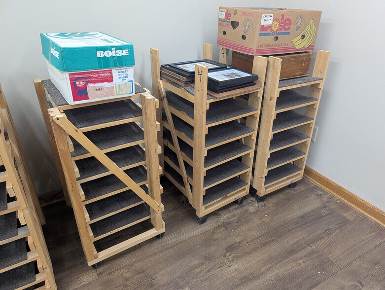 More Photos Of 1045 Eagon St, Barberton Manufacturing For Sale