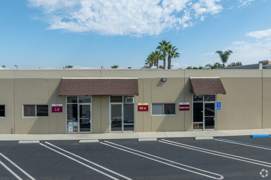 More Photos Of 1408-1414 S Ritchey St, Santa Ana Light Manufacturing For Lease