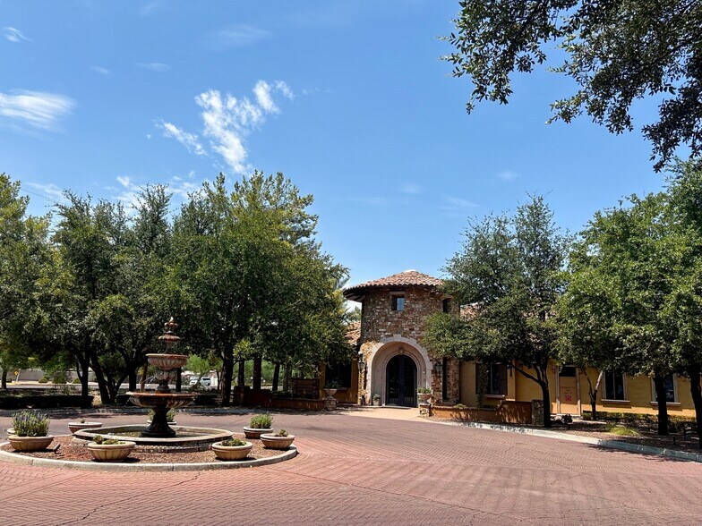 More Photos Of 890 W Elliot Rd, Gilbert Office For Lease