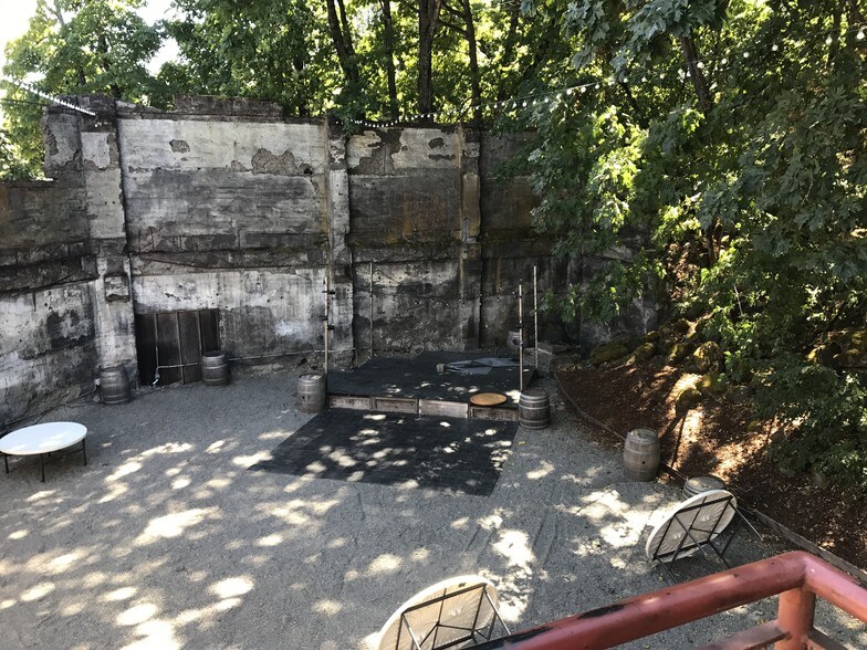 More Photos Of 13 Railroad St, Hood River Winery Vineyard For Lease