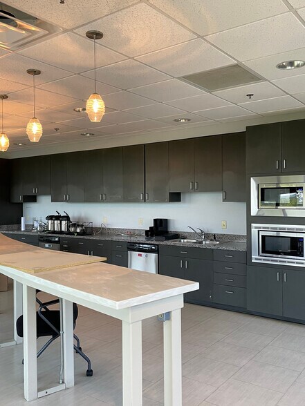 More Photos Of 1281 Murfreesboro Pike, Nashville Unknown For Lease