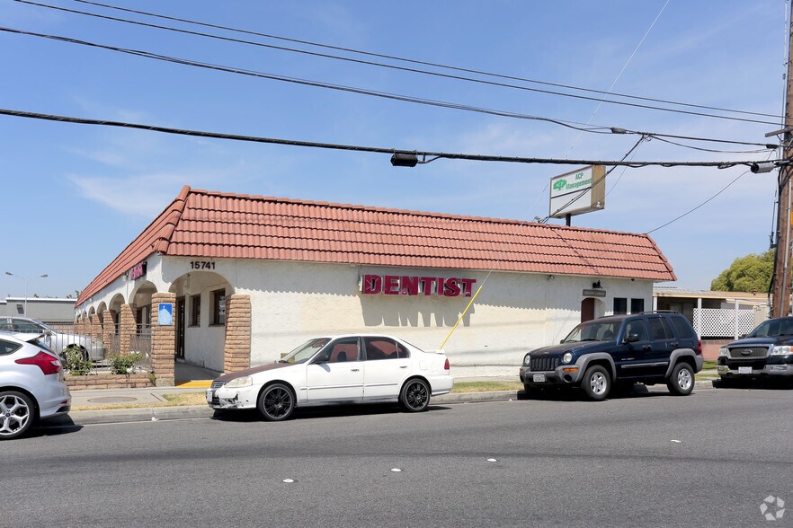 More Photos Of 15741 Woodruff Ave, Bellflower Office For Lease