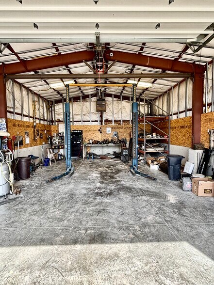 More Photos Of 3 Two Boys Ln, Plains Warehouse For Sale