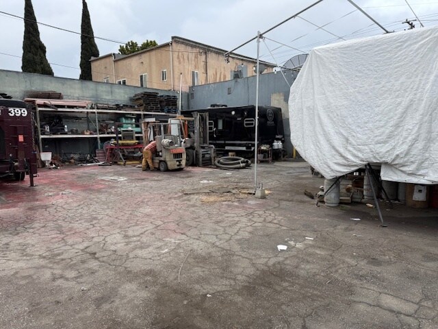 More Photos Of 1650 Santa Fe Ave, Long Beach General Retail For Sale