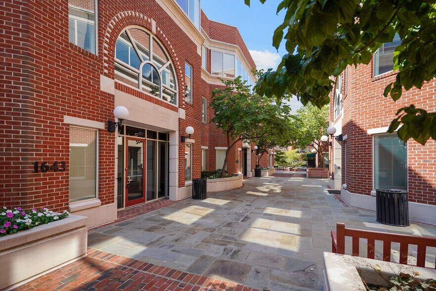 Primary Photo Of 1631-1663 Prince St, Alexandria Medical For Lease