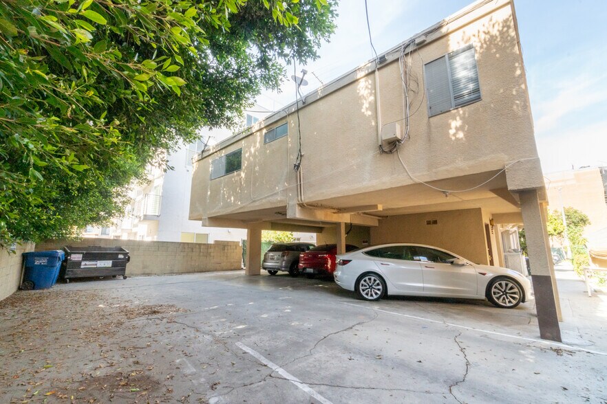 More Photos Of 3961 Moore St, Los Angeles Apartments For Sale