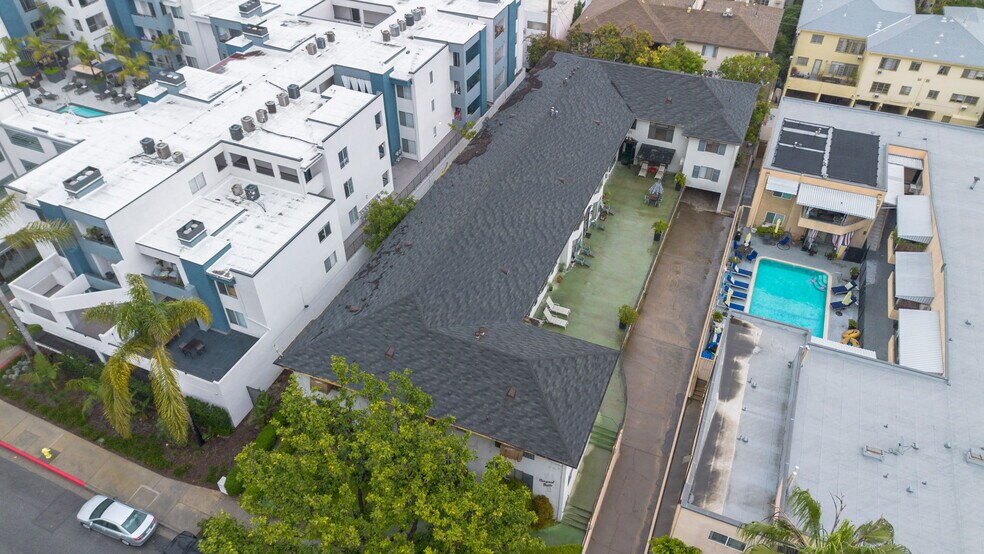 More Photos Of 1248 N Crescent Heights Blvd, West Hollywood Apartments For Sale