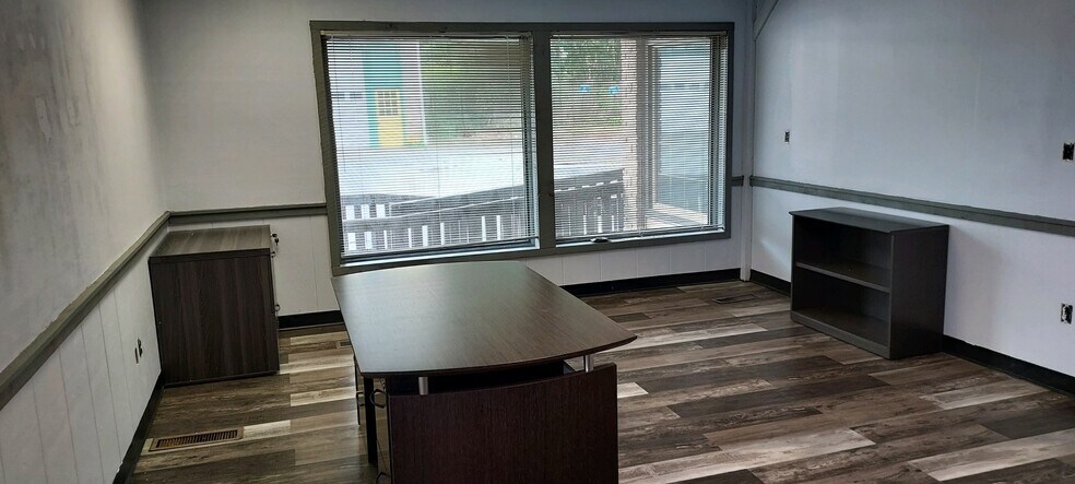 More Photos Of 6 Wierk Ave, Liberty Office For Lease