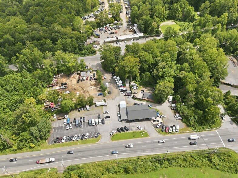 More Photos Of 6501 Crain Hwy, Bowie Auto Dealership For Lease