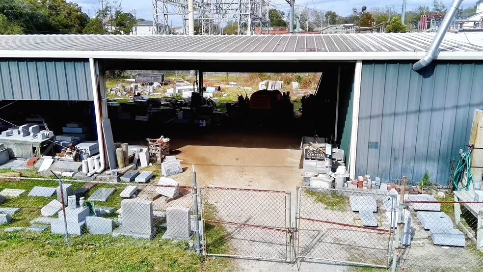 More Photos Of 918 E Broad St, Savannah Warehouse For Sale