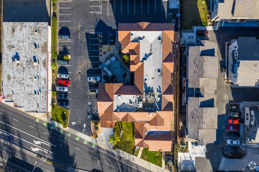 More Photos Of 835 W A St, Hayward Hotel For Sale