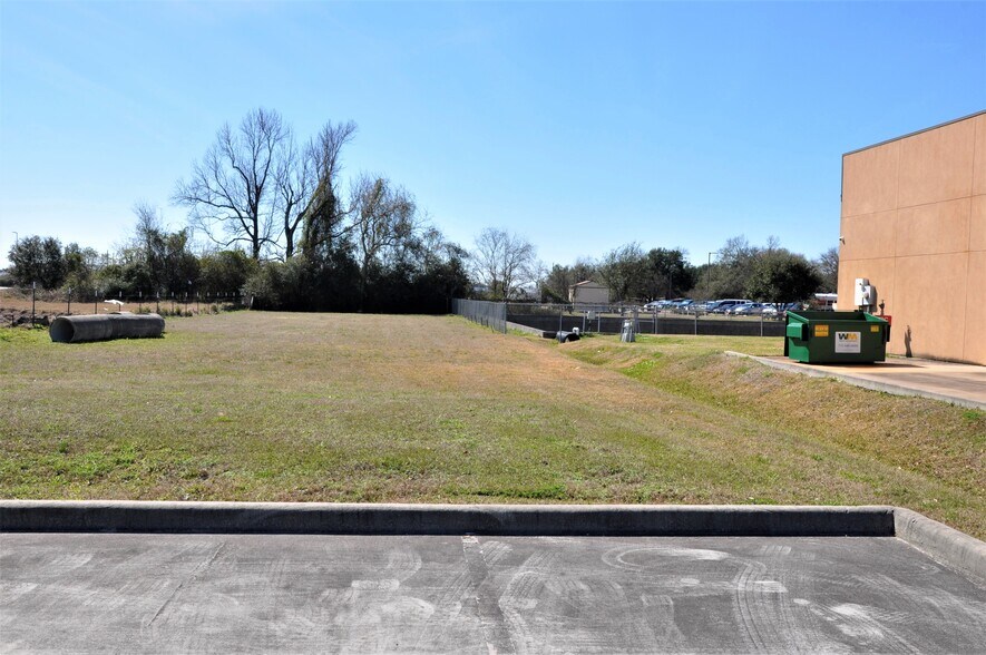 More Photos Of 14815 Cypress North Houston Rd, Cypress Medical For Sale