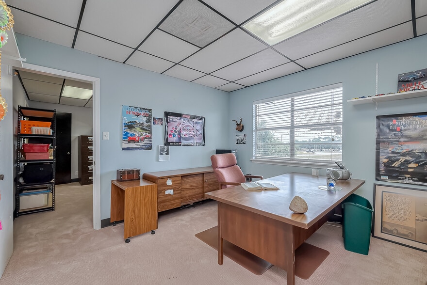 More Photos Of 1035 Fairmont Pky, Pasadena Religious Facility For Sale