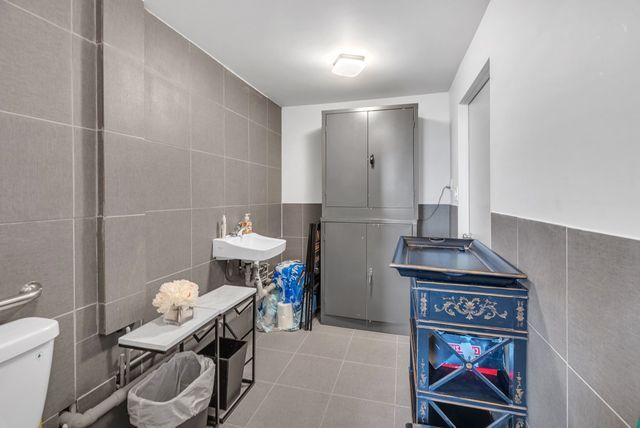 More Photos Of 13920 E 9 Mile Rd, Warren Warehouse For Lease