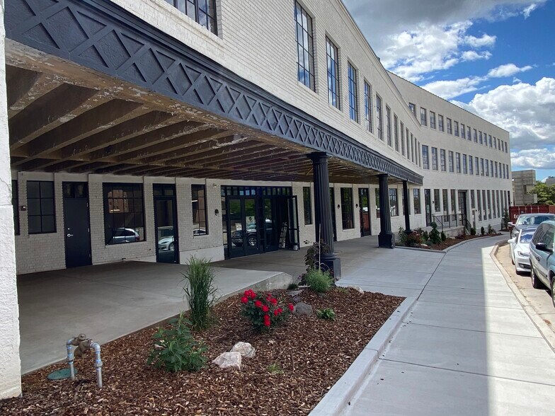 More Photos Of 455-467 25th St, Ogden Restaurant For Lease