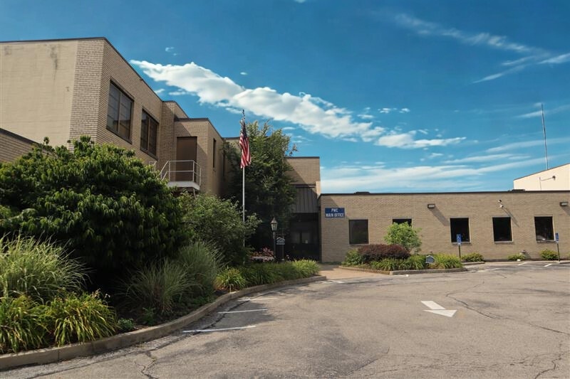 More Photos Of , Cincinnati Industrial For Sale