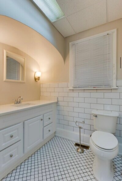 More Photos Of 2927 Dickerson Pike, Nashville Loft Creative Space For Sale