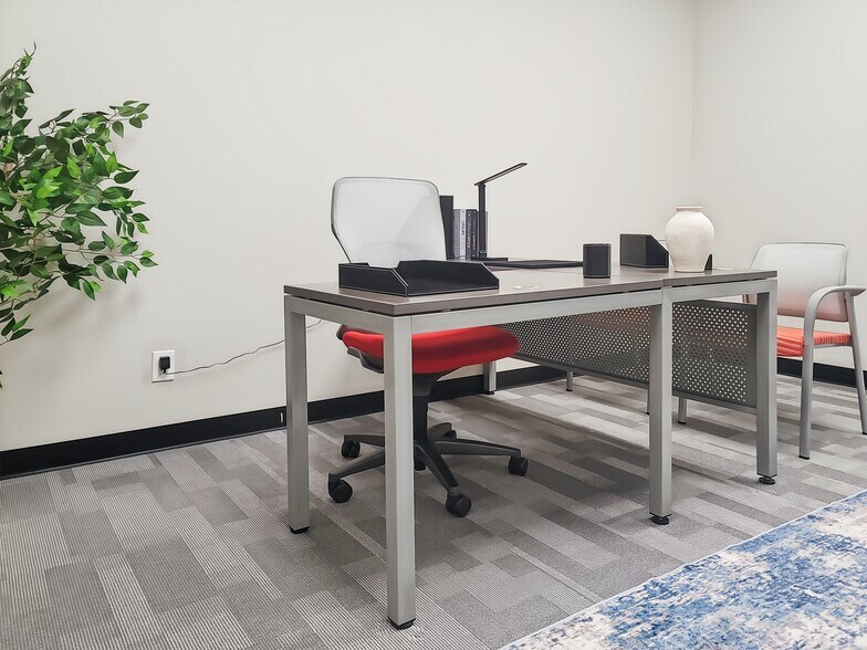 More Photos Of 1300 K St, Modesto Coworking Space