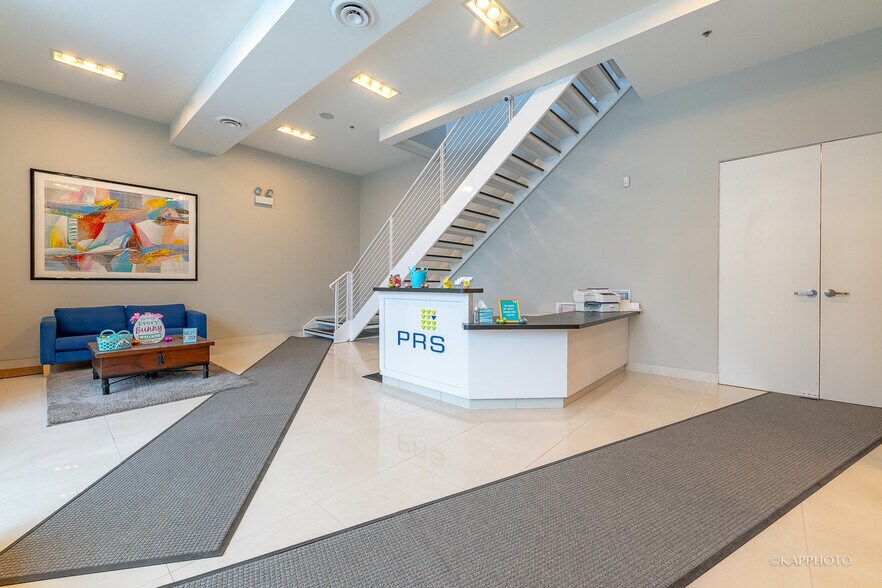 More Photos Of 1133 W Van Buren St, Chicago Medical For Lease