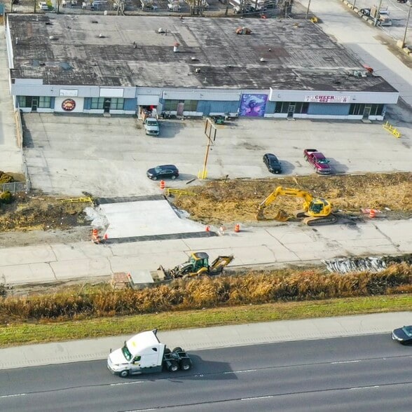 More Photos Of 12000 S Doty Ave, Chicago Warehouse For Sale