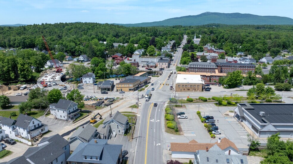 More Photos Of 11 Turnpike St, Jaffrey Freestanding For Sale