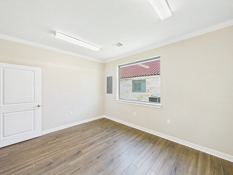 More Photos Of 2743 Smith Ranch Rd, Pearland Medical For Lease