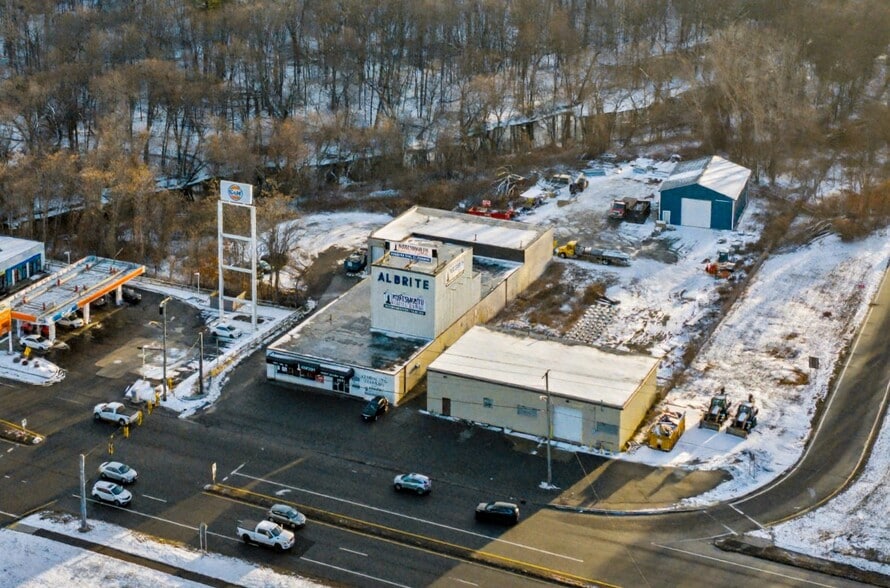 Primary Photo Of 223 Winthrop Ave, Lawrence Freestanding For Sale