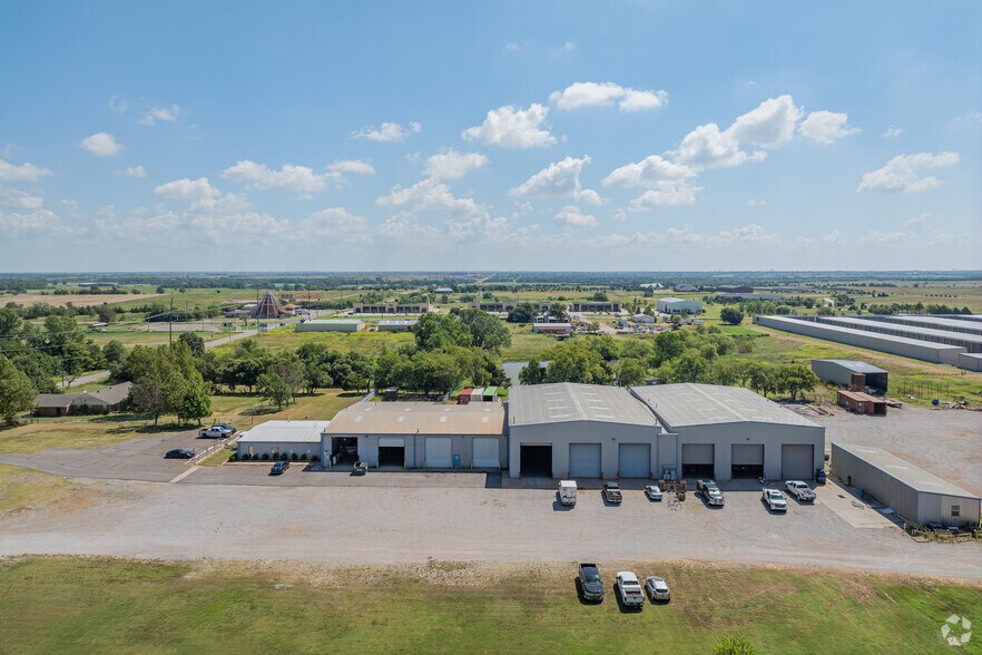 More Photos Of 6024 NW 178th St, Edmond Manufacturing For Lease
