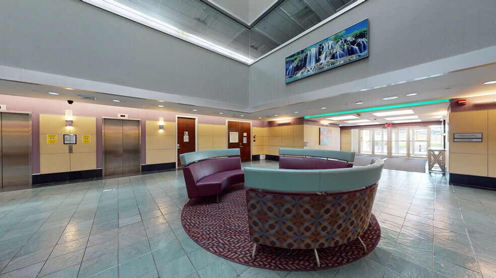 More Photos Of 1600 Stewart Ave, Westbury Medical For Lease