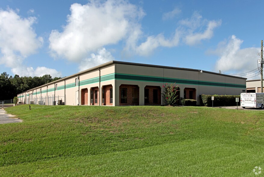 Primary Photo Of 5500 SW 6th Pl, Ocala Manufacturing For Sale
