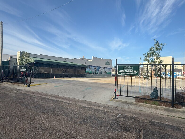 More Photos Of 214 S State St, Jackson Restaurant For Sale