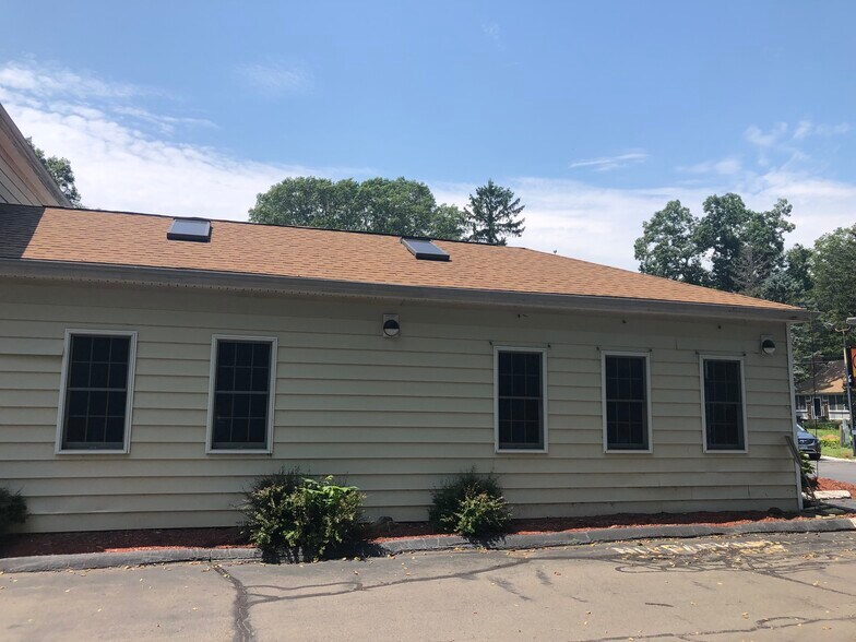More Photos Of 2548 Boston Post Rd, Guilford Restaurant For Sale